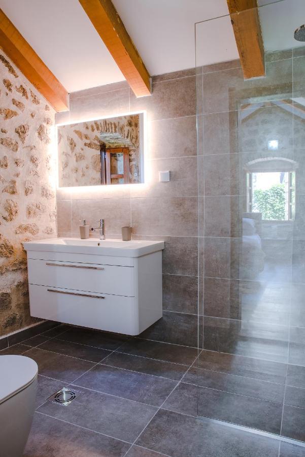 פראסט Guesthouse Mrshe Palace מראה חיצוני תמונה